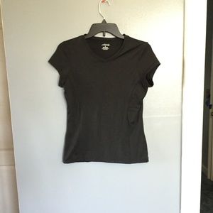 Short sleeve workout shirt